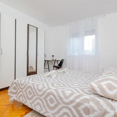 Marin Apartment *